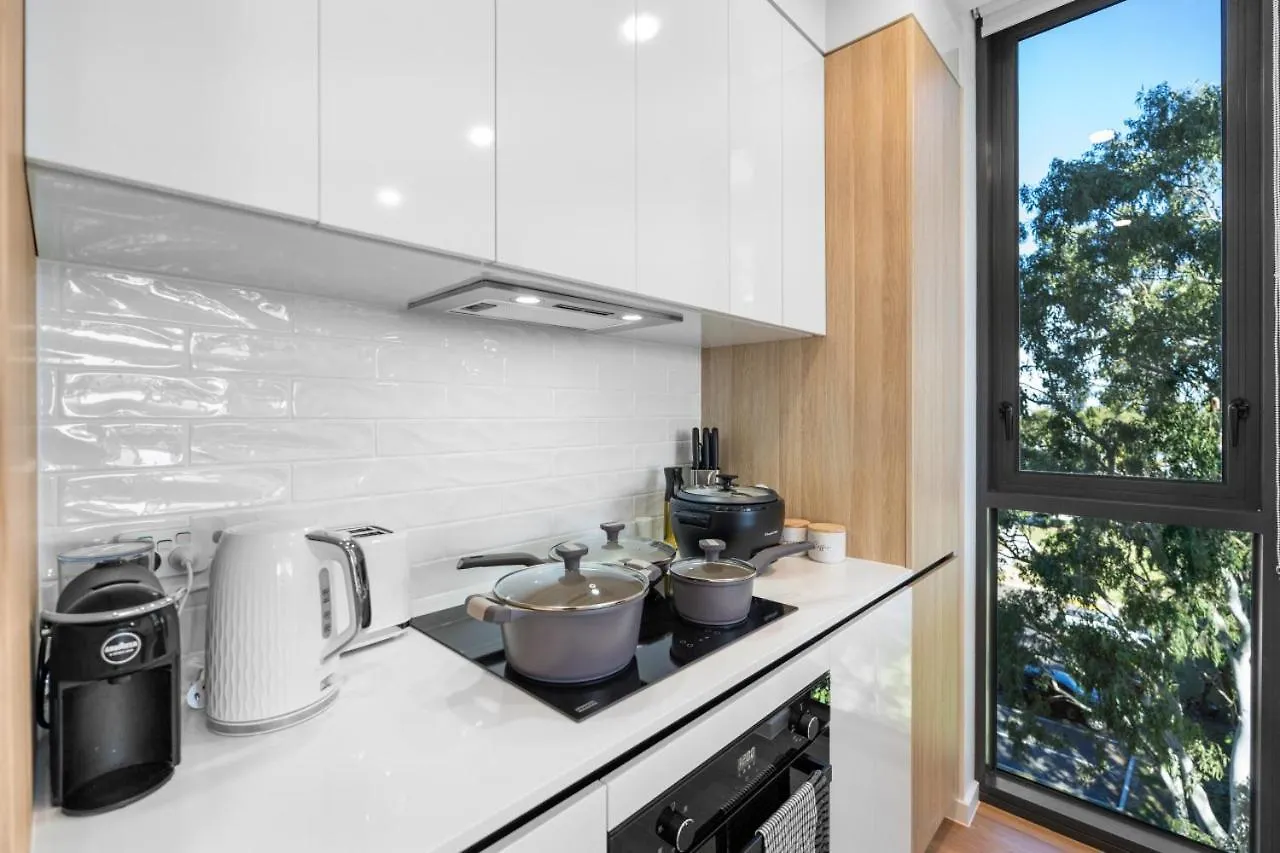 The Sunset - Brand New Riverview 2 Bedroom With Free Parking, Pool & Gym 골드코스트 아파트